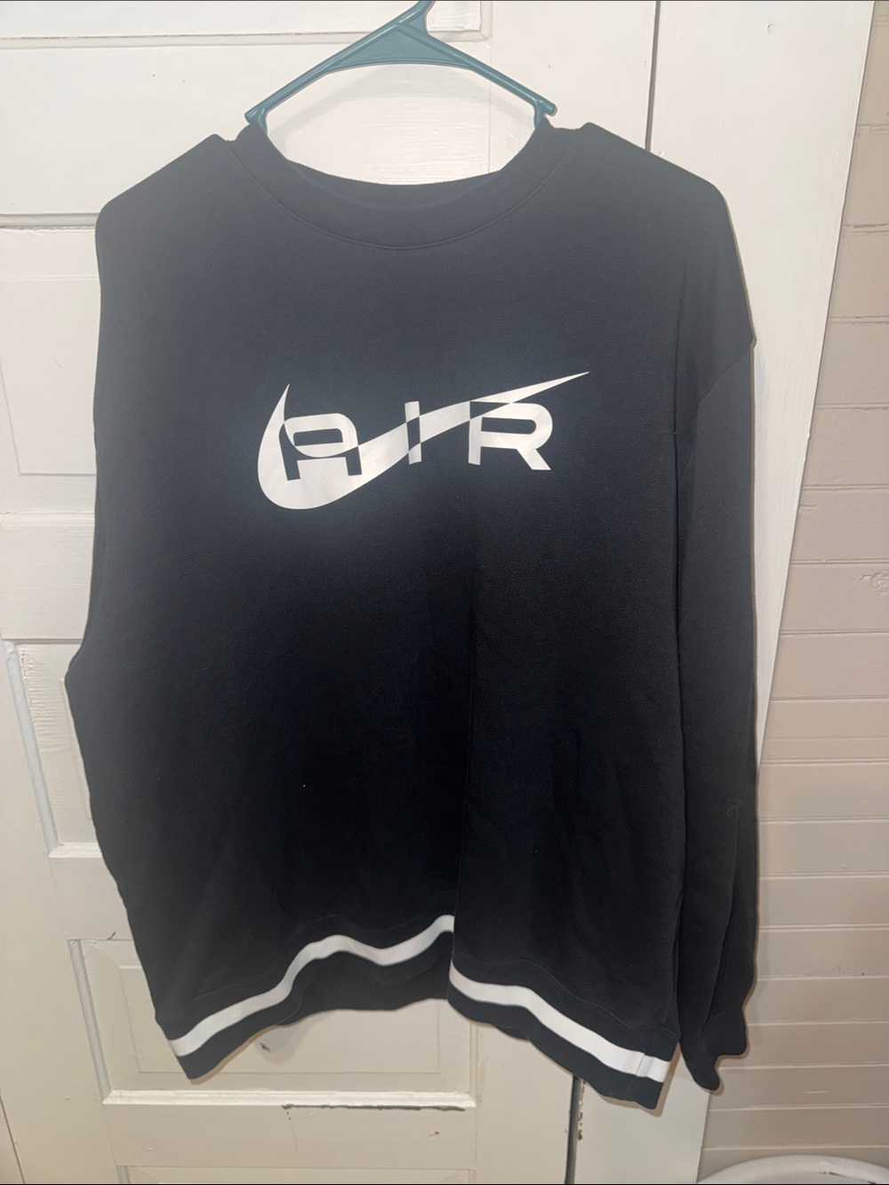 Nike Black Crewneck Sweatshirt with White Air Logo XL